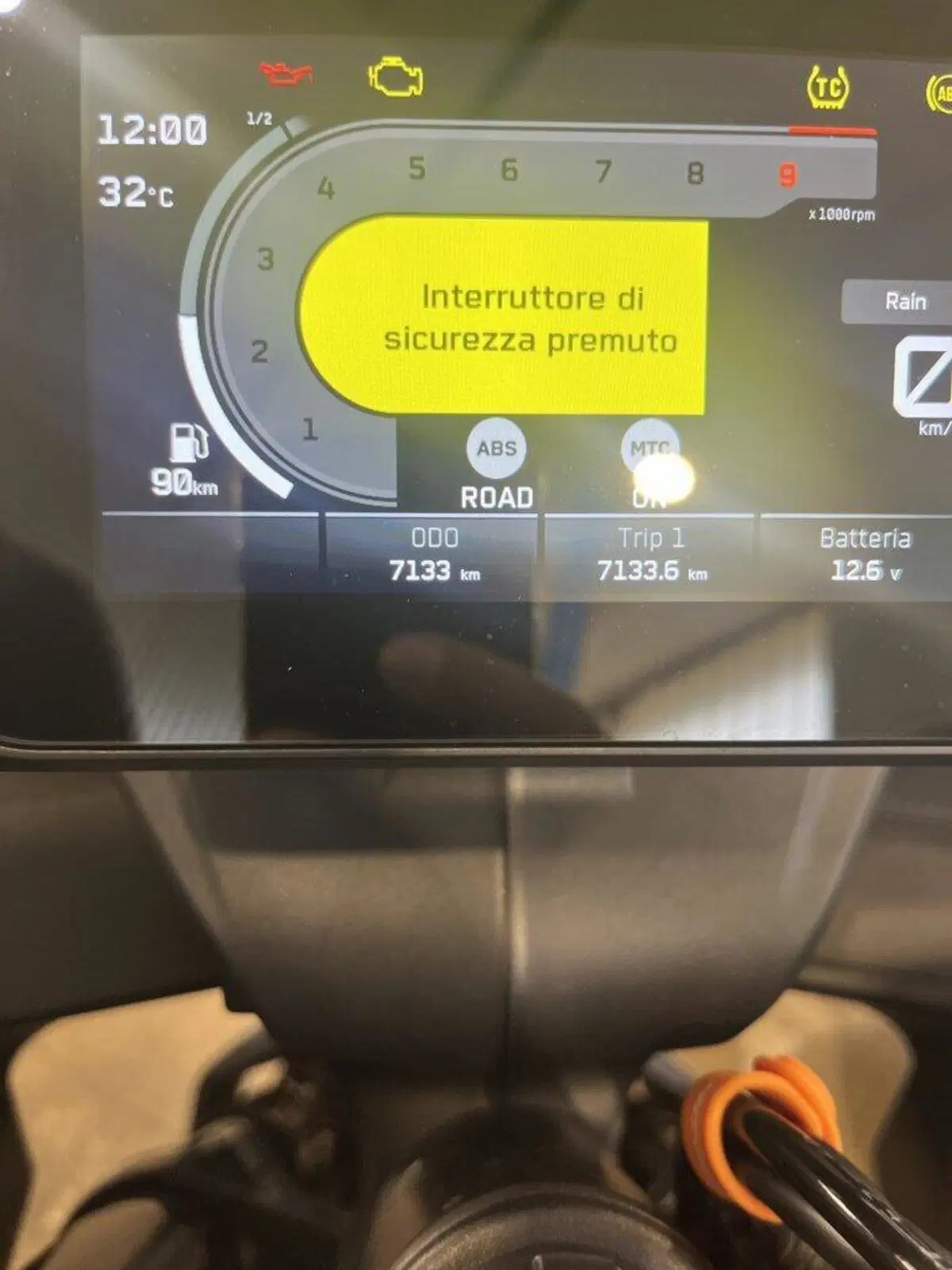 KTM 790 Adventure (2025 - 26) (4)