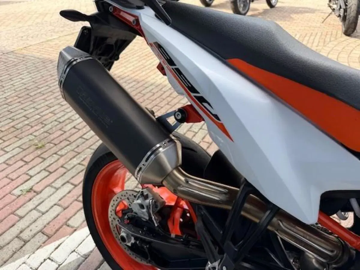 KTM 890 SMT (2023 - 25) (11)