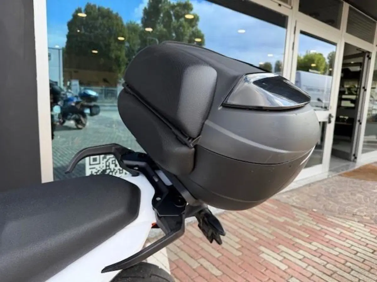 KTM 890 SMT (2023 - 25) (12)