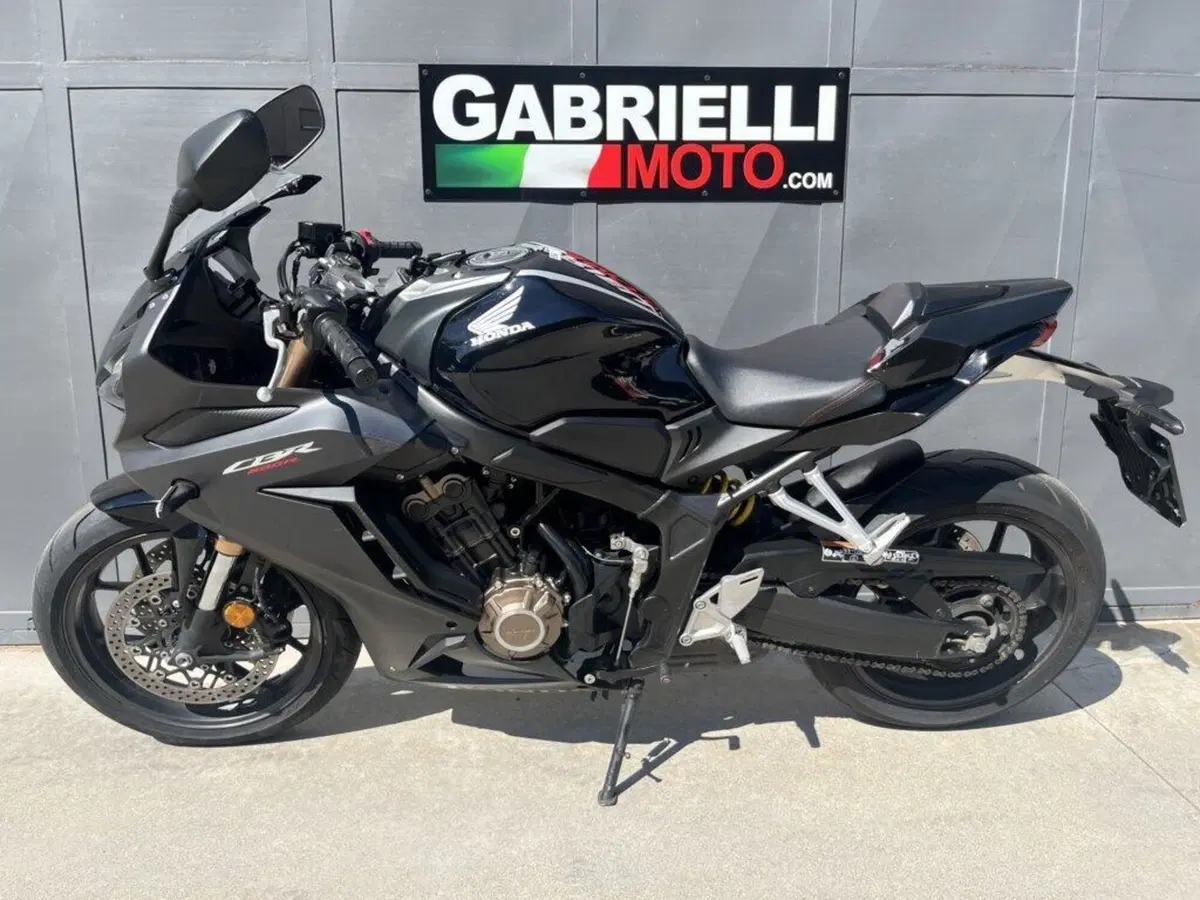 Honda CBR 650 R (2021 - 23)