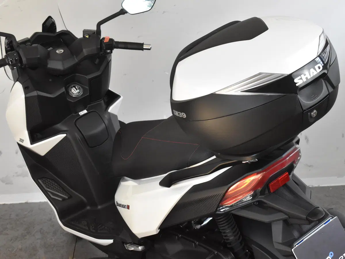 Sym Joyride 300 (2022 - 24) (17)
