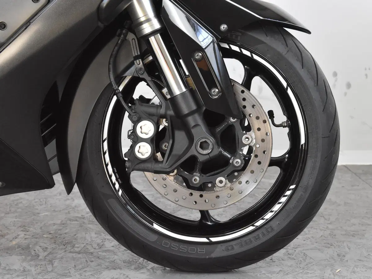 Yamaha T-Max 530 (2017 - 19) (9)
