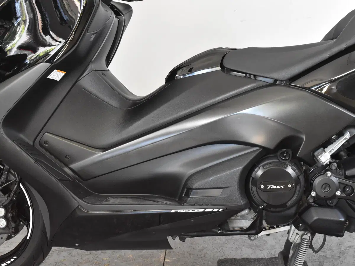Yamaha T-Max 530 (2017 - 19) (14)