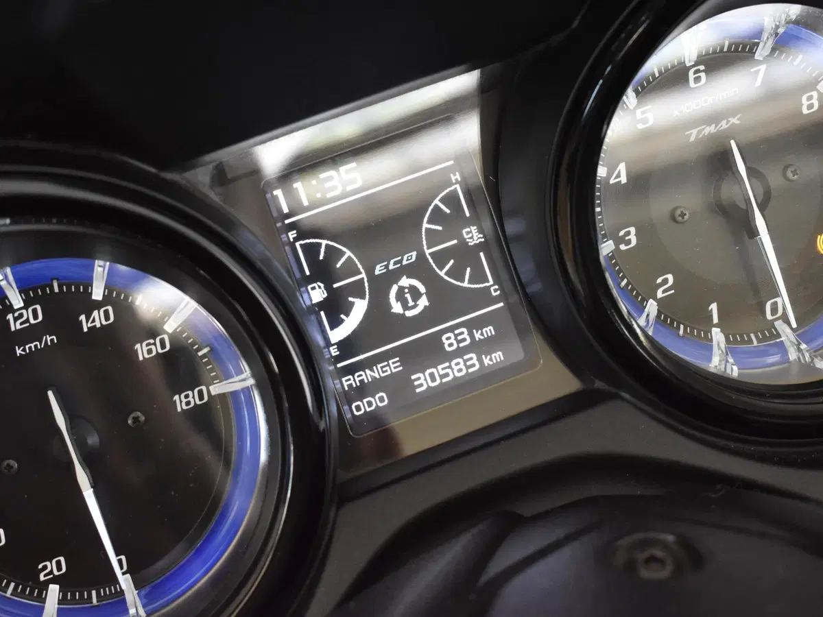 Yamaha T-Max 530 (2017 - 19) (18)
