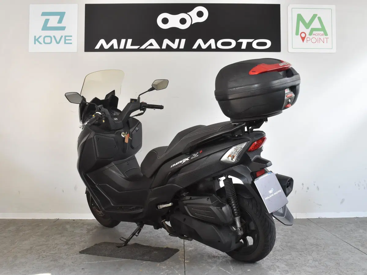 Sym Joymax 300 Z+ (2021 - 24) (5)