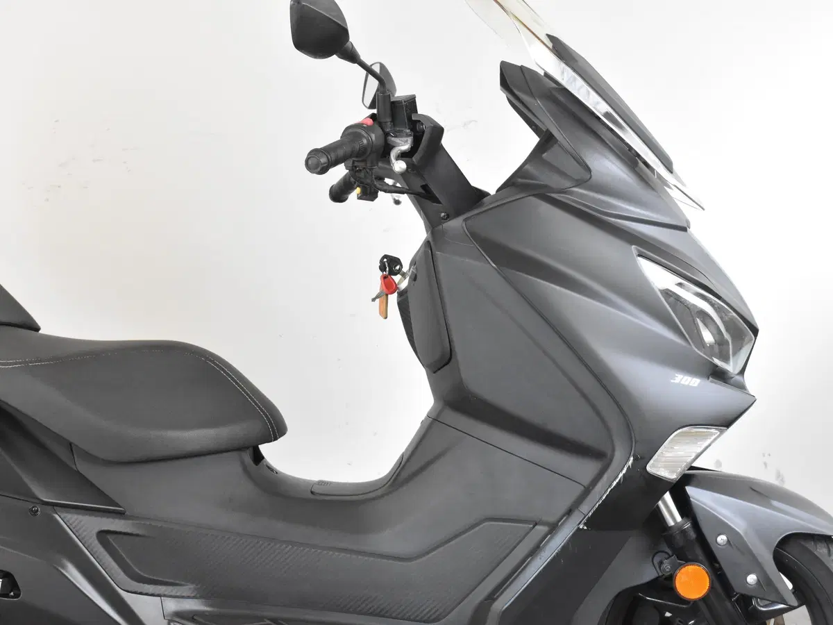 Sym Joymax 300 Z+ (2021 - 24) (7)