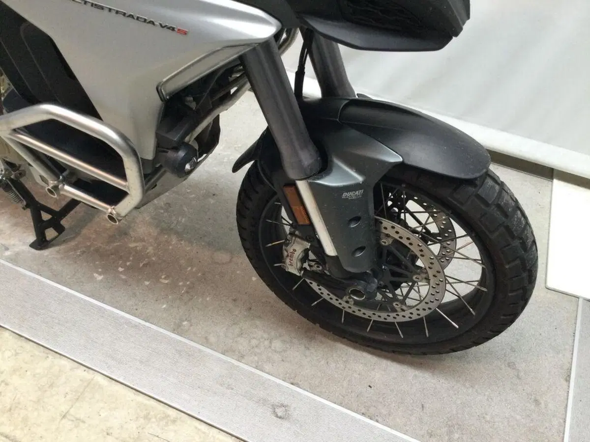 Ducati Multistrada V4 S (2021 - 24) (4)