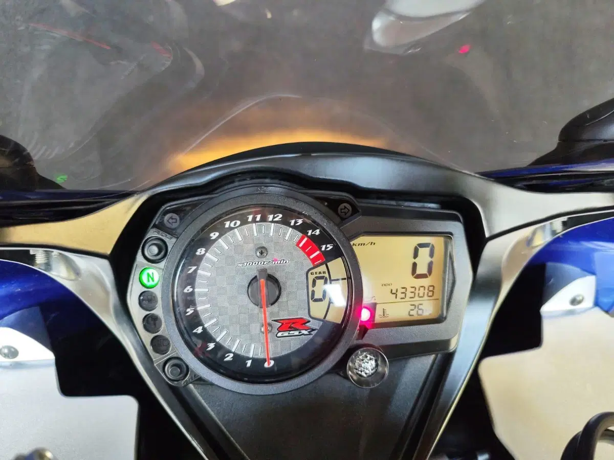 Suzuki GSX-R1000 (2006 - 08) (5)