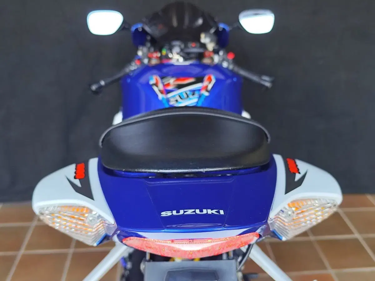 Suzuki GSX-R1000 (2006 - 08) (14)