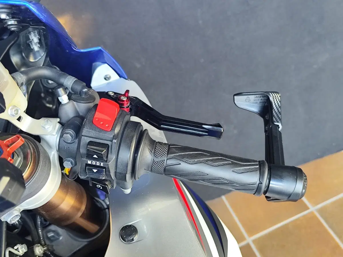 Suzuki GSX-R1000 (2006 - 08) (17)