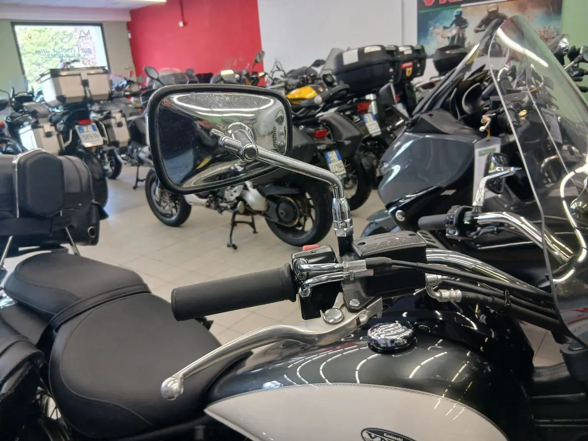 Kawasaki Vulcan VN 900 Classic SE (2011 - 16) (7)
