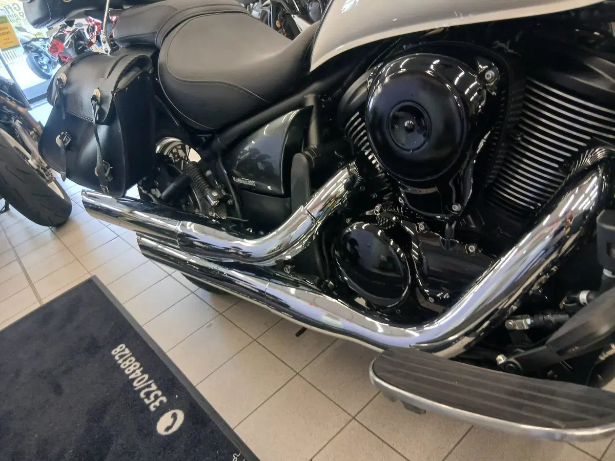 Kawasaki Vulcan VN 900 Classic SE (2011 - 16) (9)