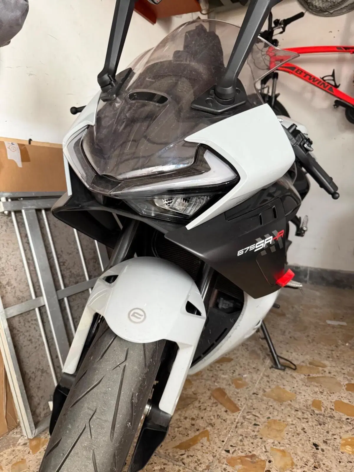 CFMOTO 675SR-R (2025 - 26)