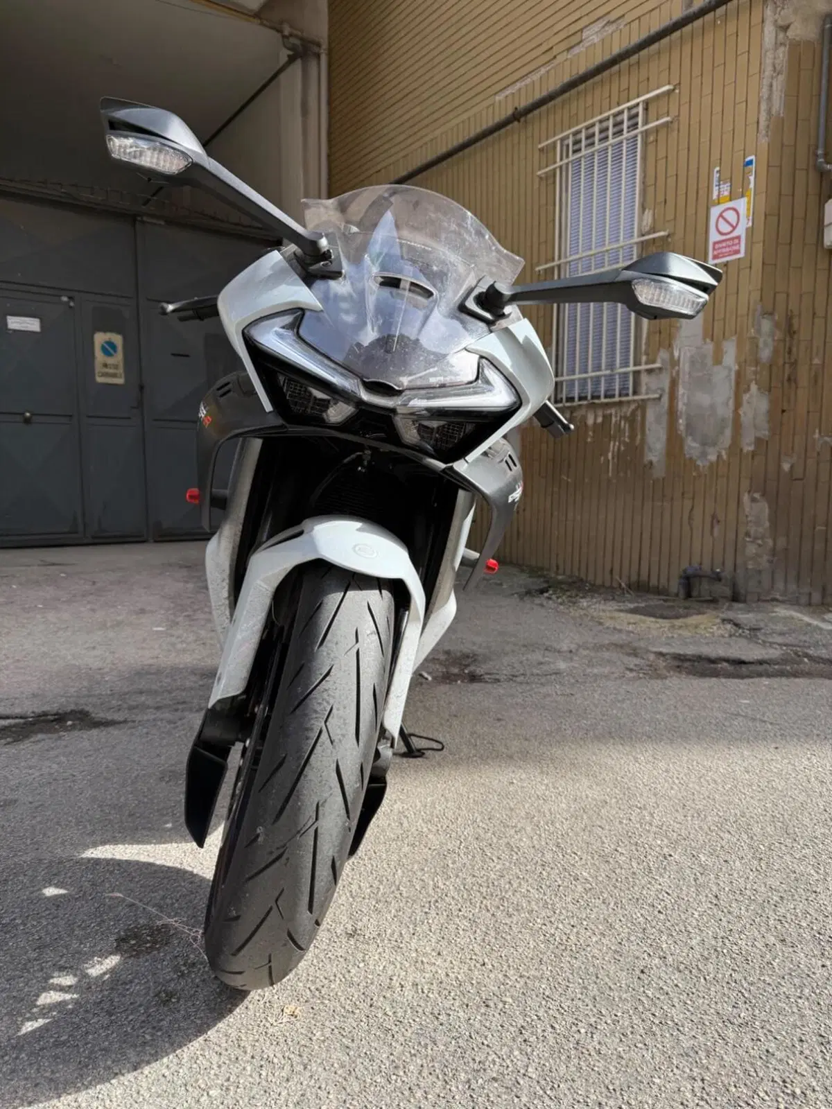 CFMOTO 675SR-R (2025 - 26) (8)