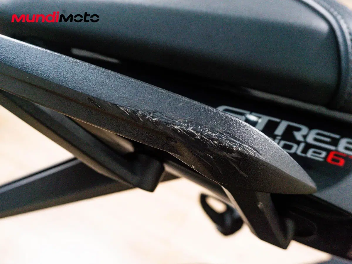 Triumph Street Triple ABS (2013 - 17) (22)