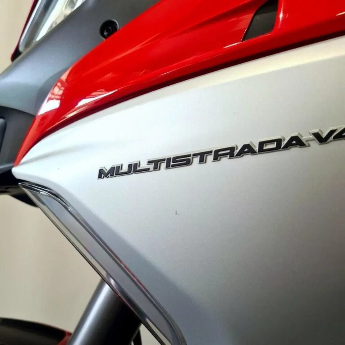 Ducati Multistrada V4 S (2021 - 24) (10)