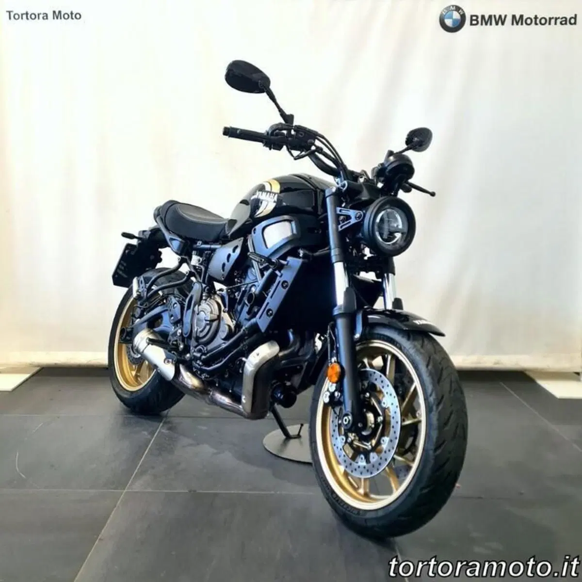 Yamaha XSR 700 (2022 - 26) (4)