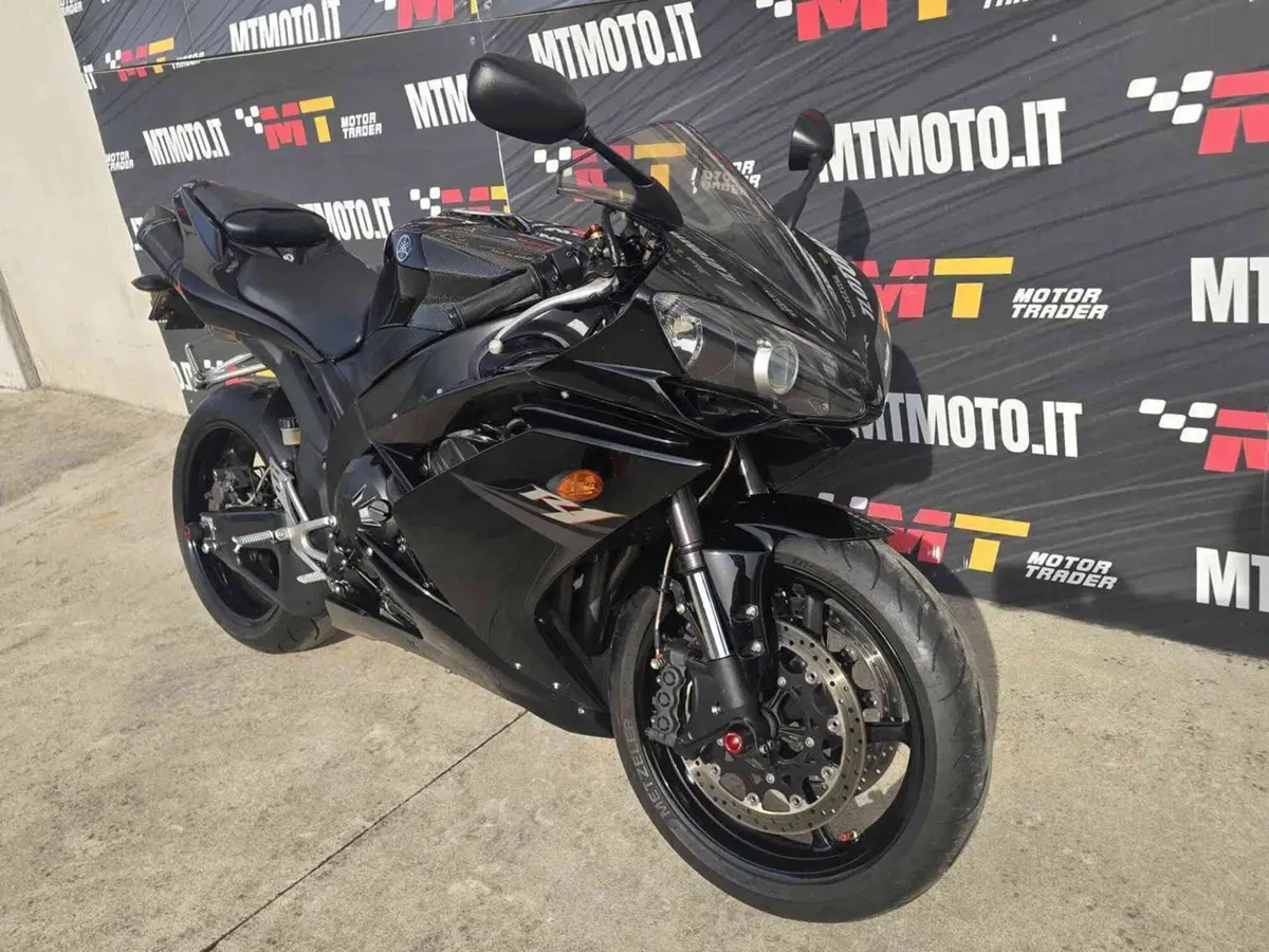 Yamaha YZF R1 (2007 - 08) (5)