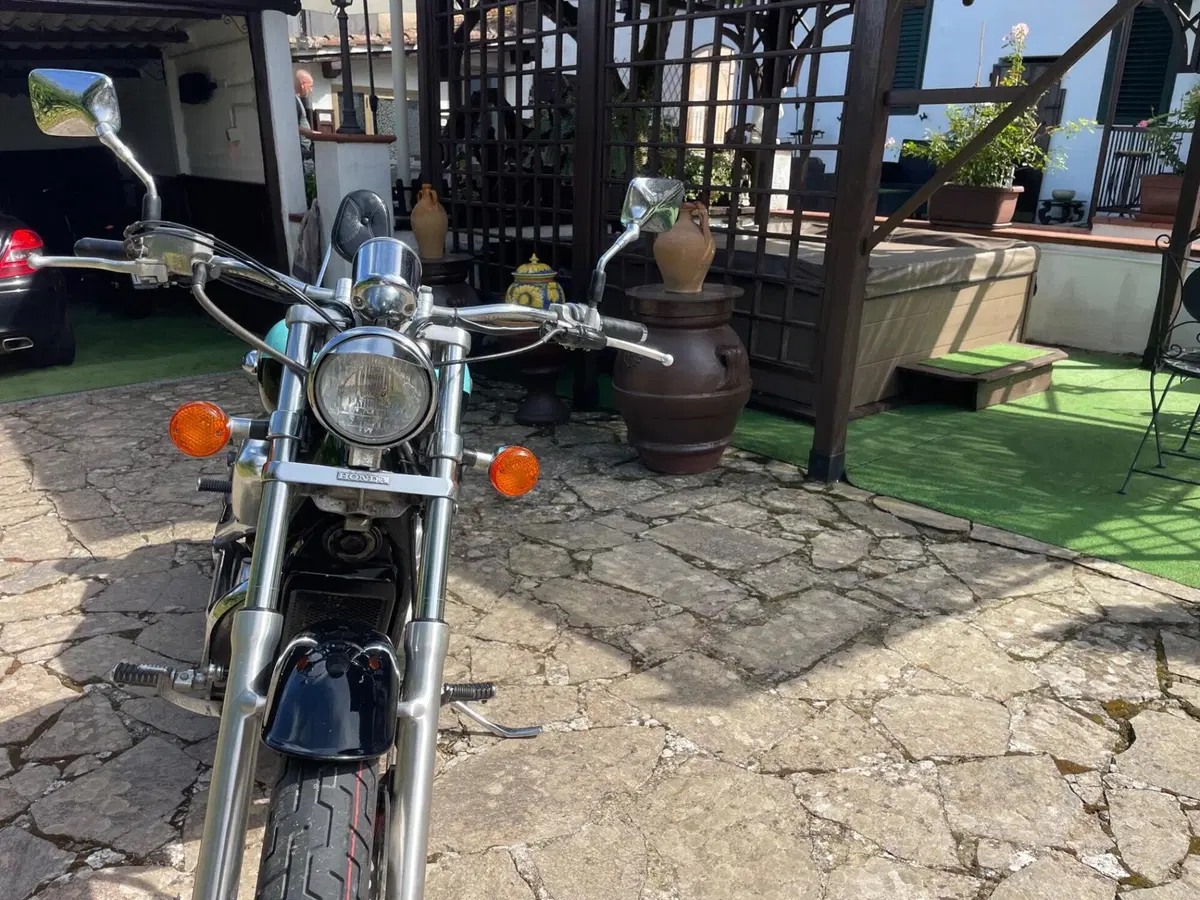 Honda Shadow VT 600 (13)