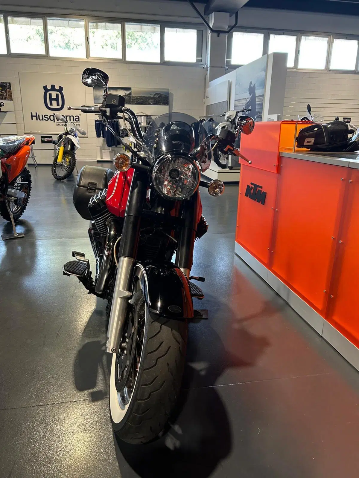 Moto Guzzi Eldorado 1400 (2015 - 17) (3)