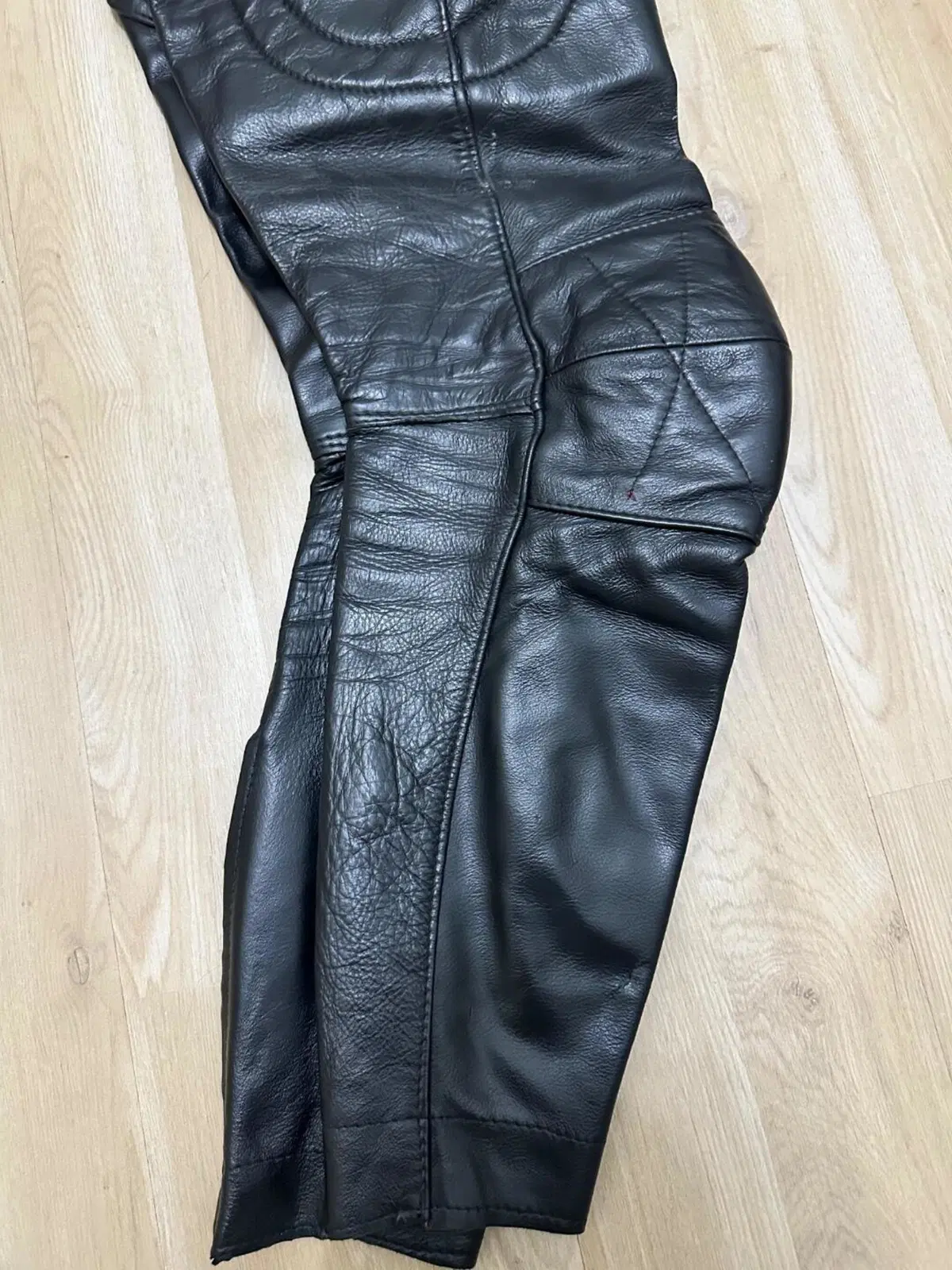 Vendo completo giacca pantaloni, scarpe da moto in Belstaff (4)