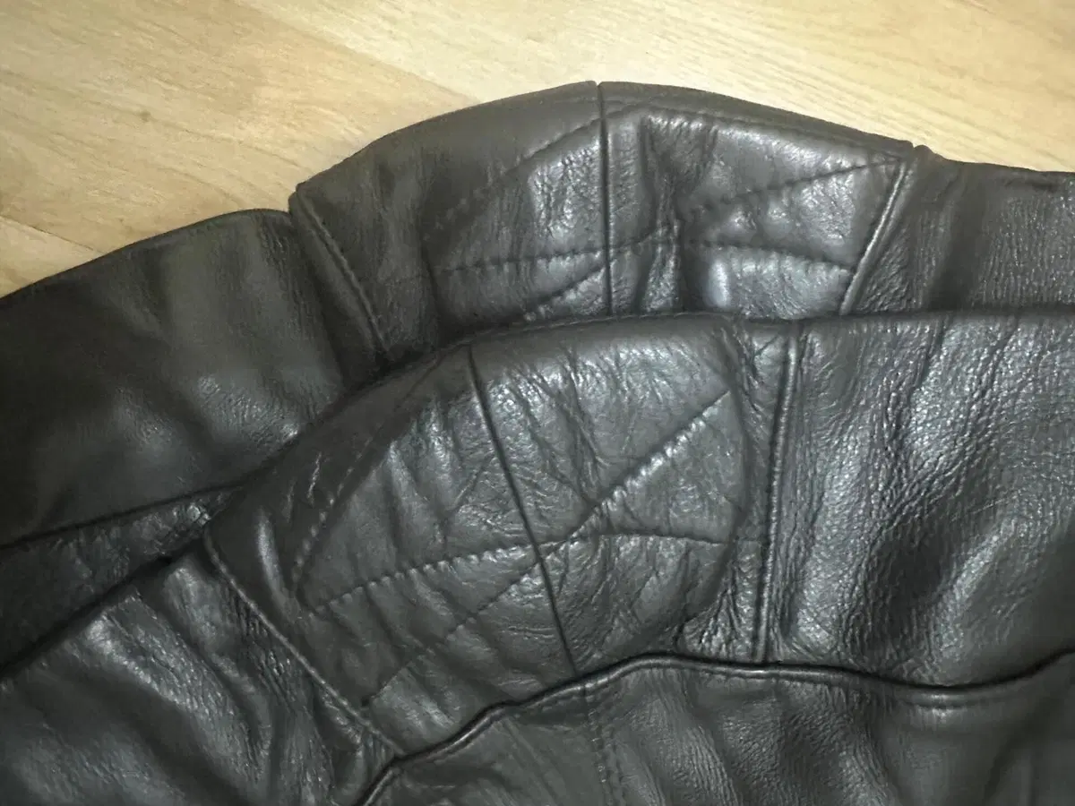 Vendo completo giacca pantaloni, scarpe da moto in Belstaff (7)