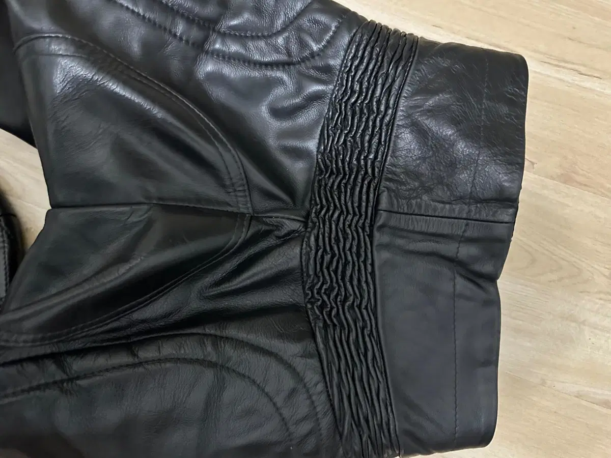 Vendo completo giacca pantaloni, scarpe da moto in Belstaff (9)