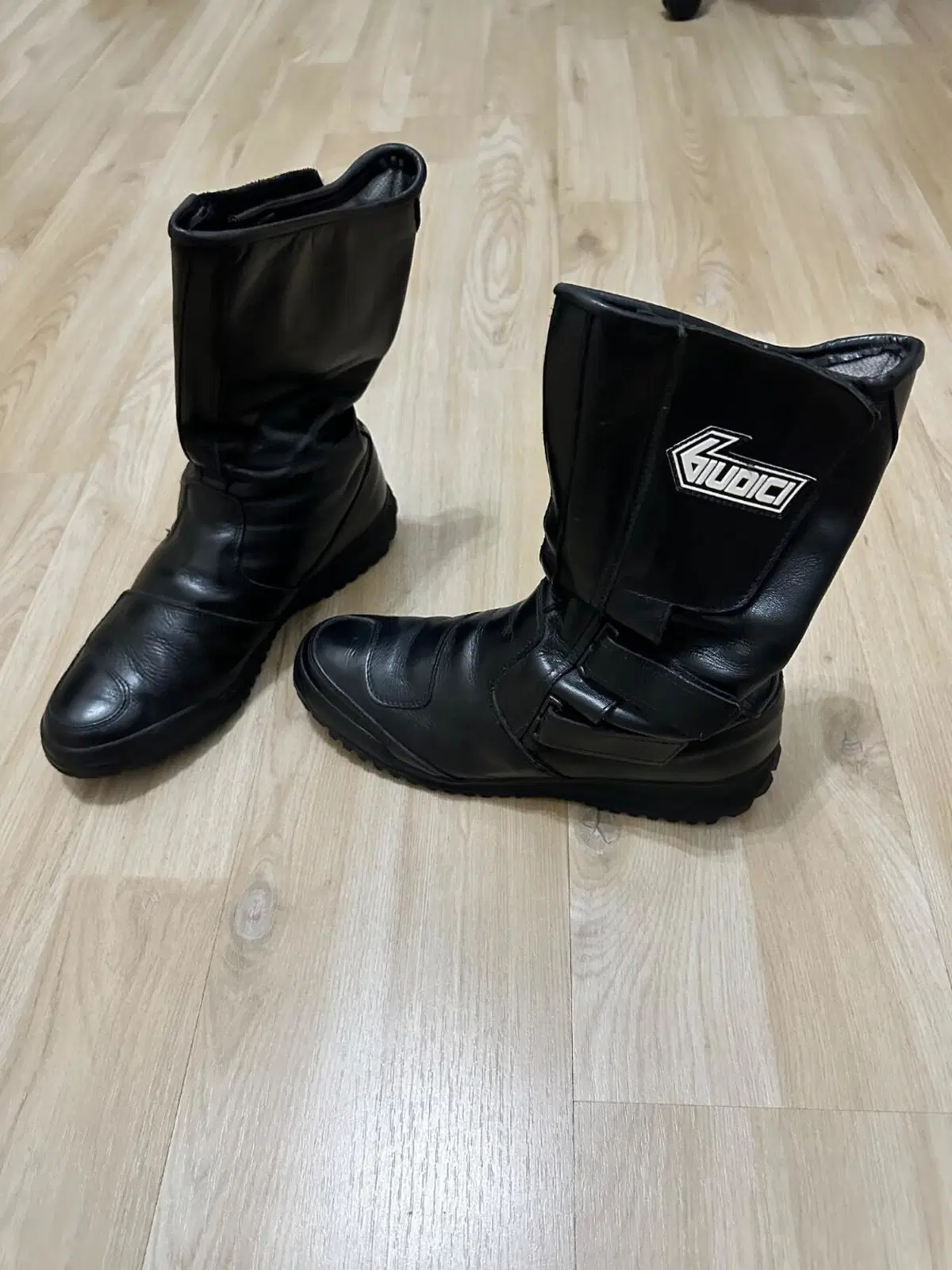 Vendo completo giacca pantaloni, scarpe da moto in Belstaff (11)