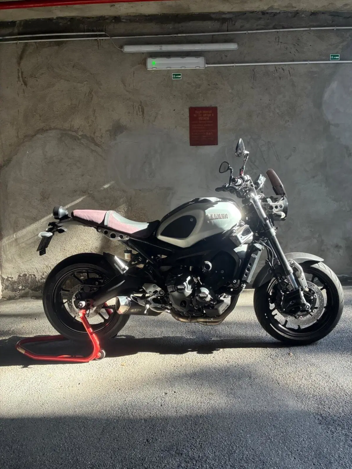 Yamaha XSR 900 ABS (2016 - 20) (3)