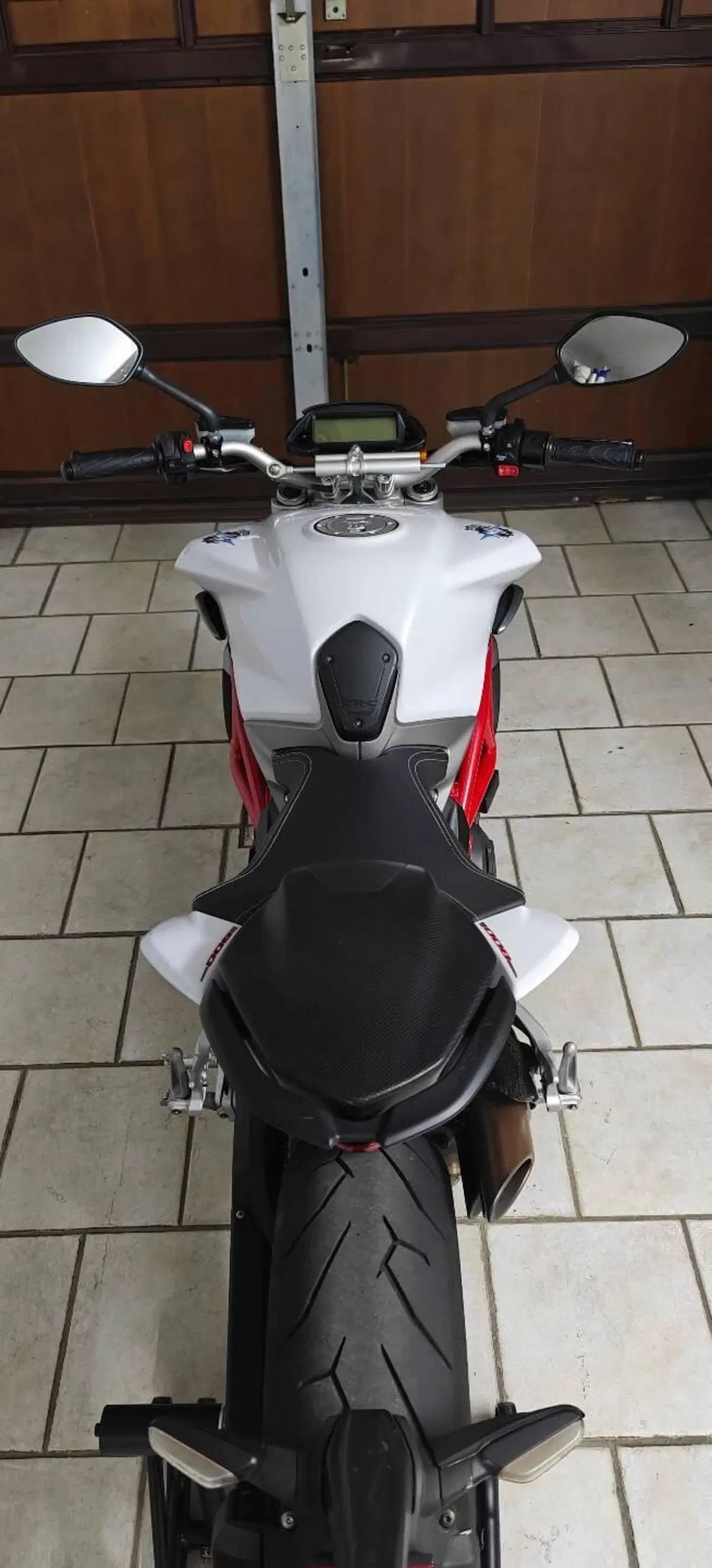 MV Agusta Brutale 800 EAS ABS (2016 - 19) (3)