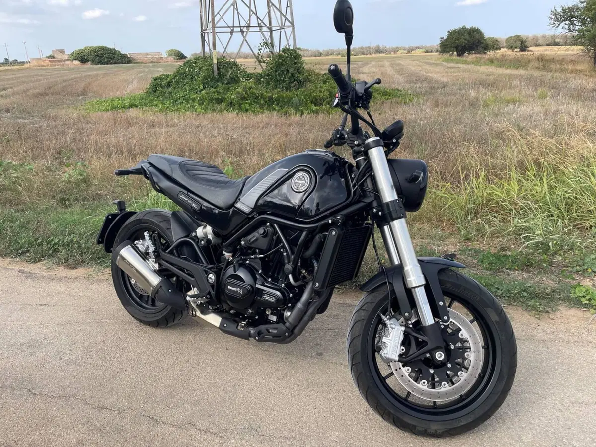 Benelli Leoncino 500 (2021 - 25) (4)