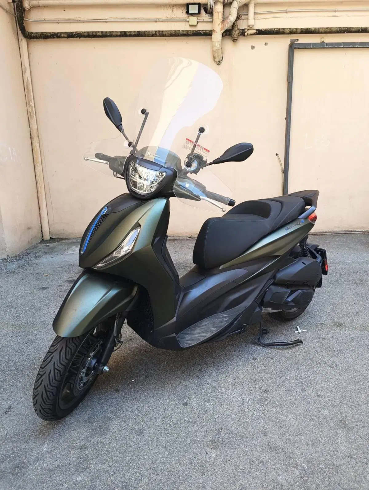 Piaggio Beverly 310 S (2025 - 26) (4)