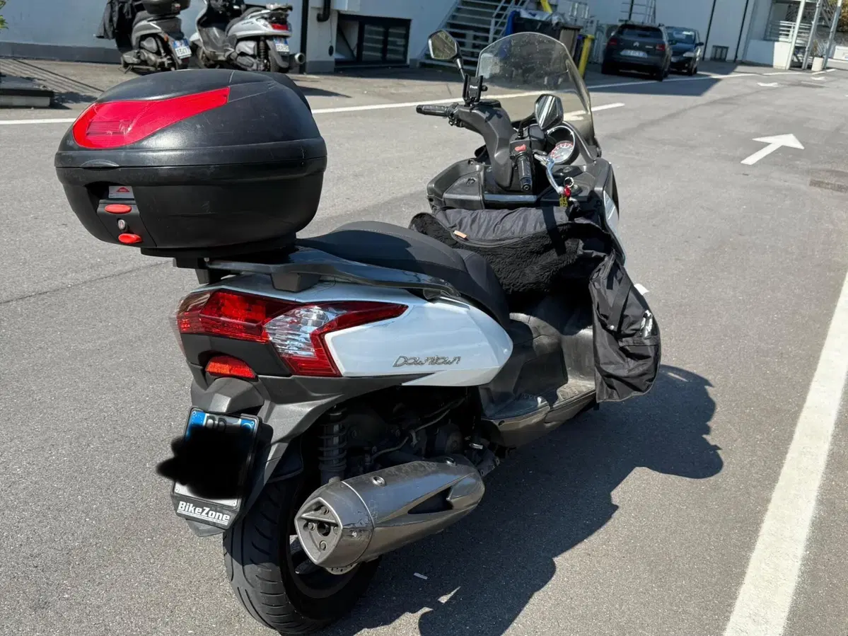 Kymco Downtown 300i (2009 - 17) (3)