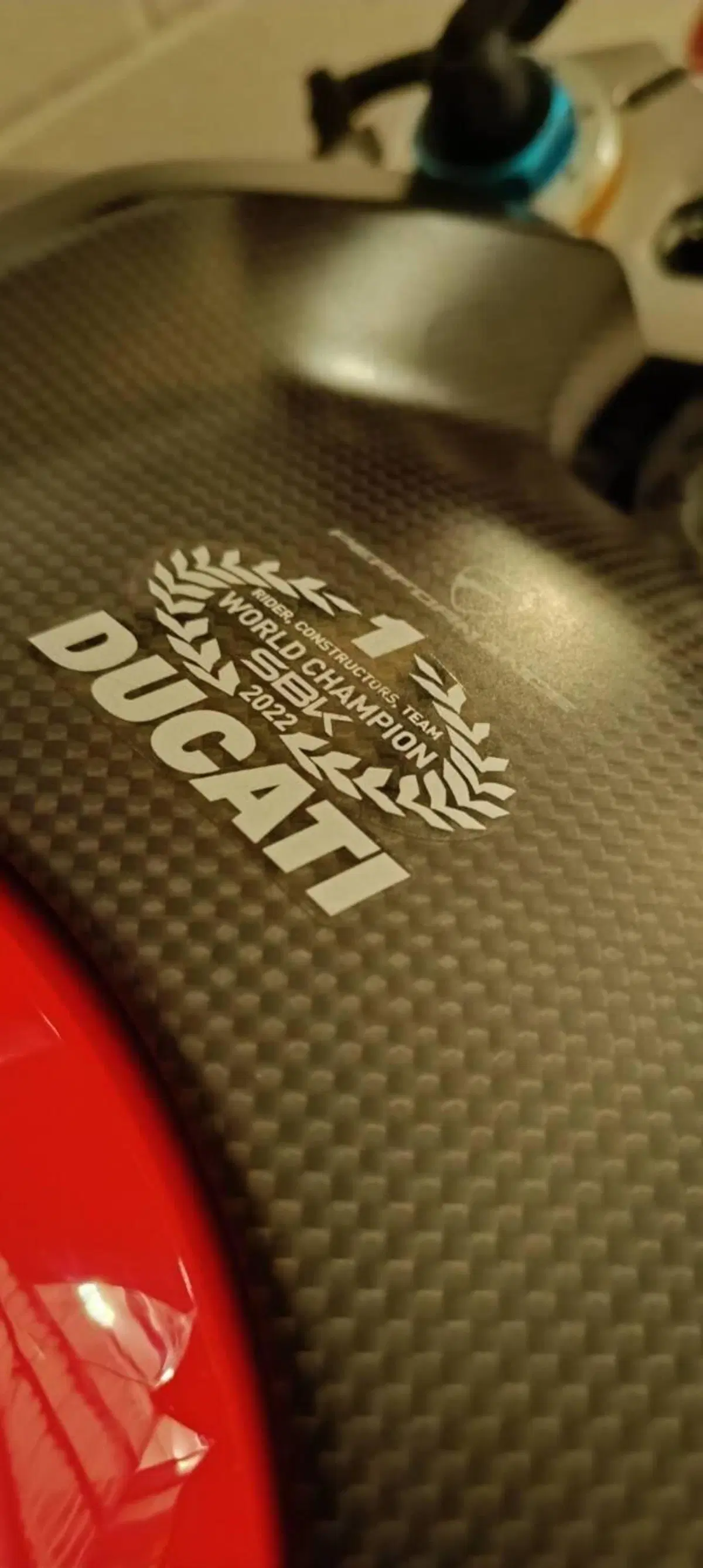 Ducati Panigale V4 S (2022 - 24) (4)