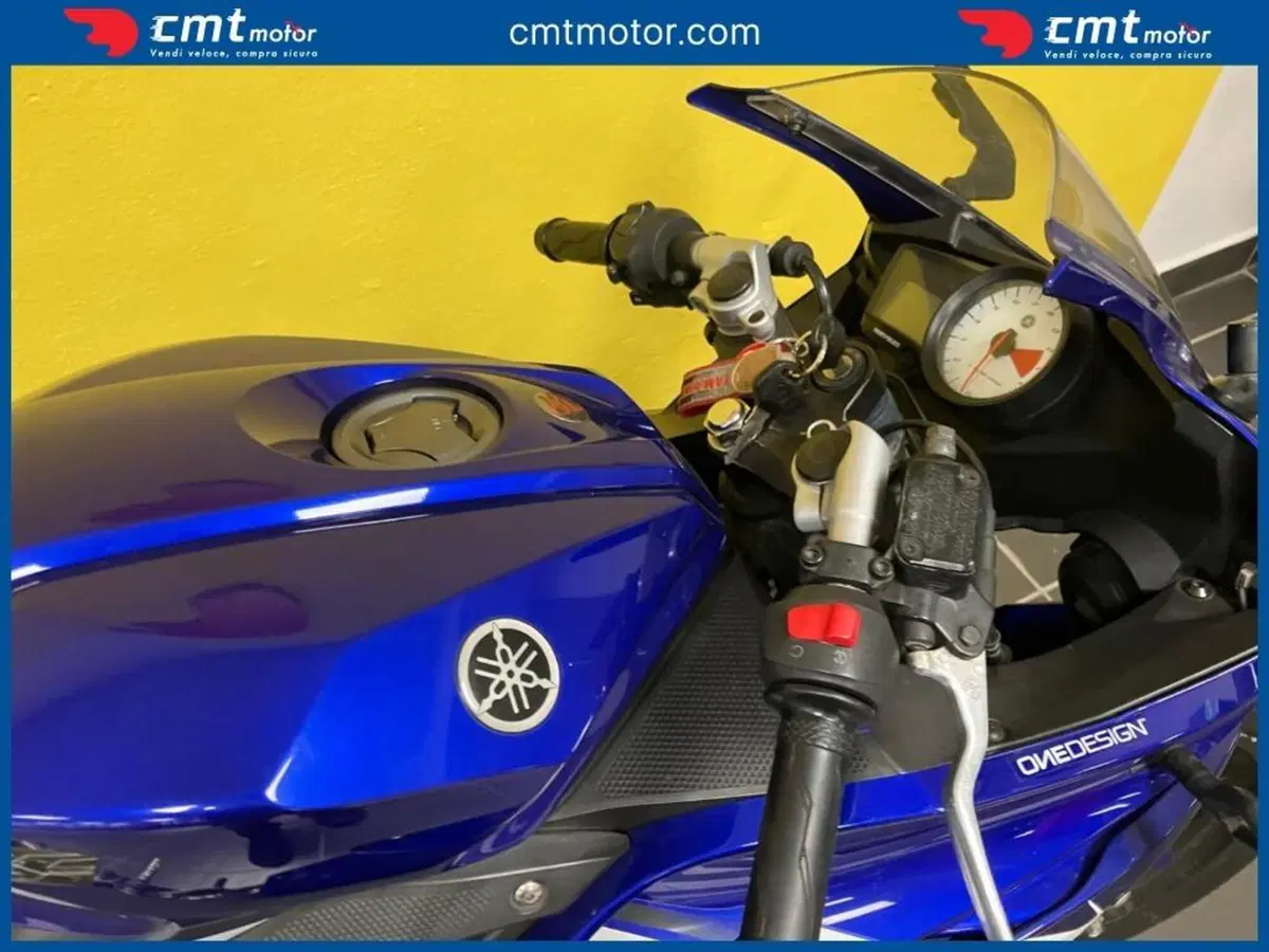 Yamaha YZF R125 (2008 - 13) (10)