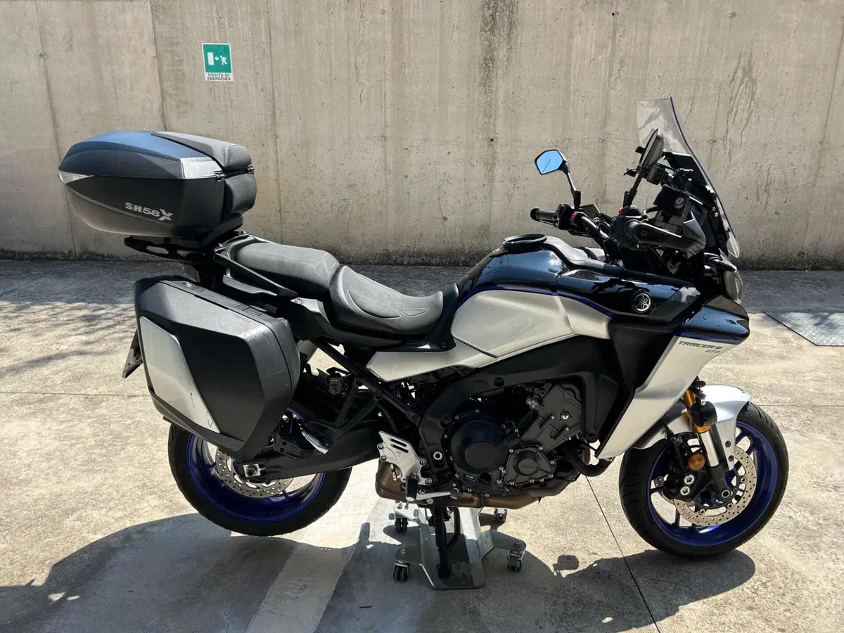 Yamaha Tracer 9 GT+ (2023 - 24) (2)