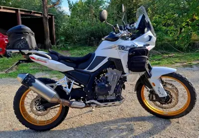 Kove 800X Pro (2026) usata