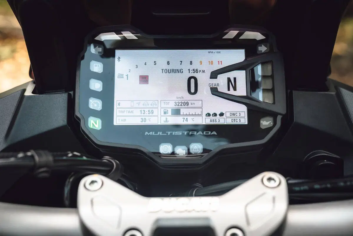 Ducati Multistrada 1200 S D-air (2017 - 18) (10)