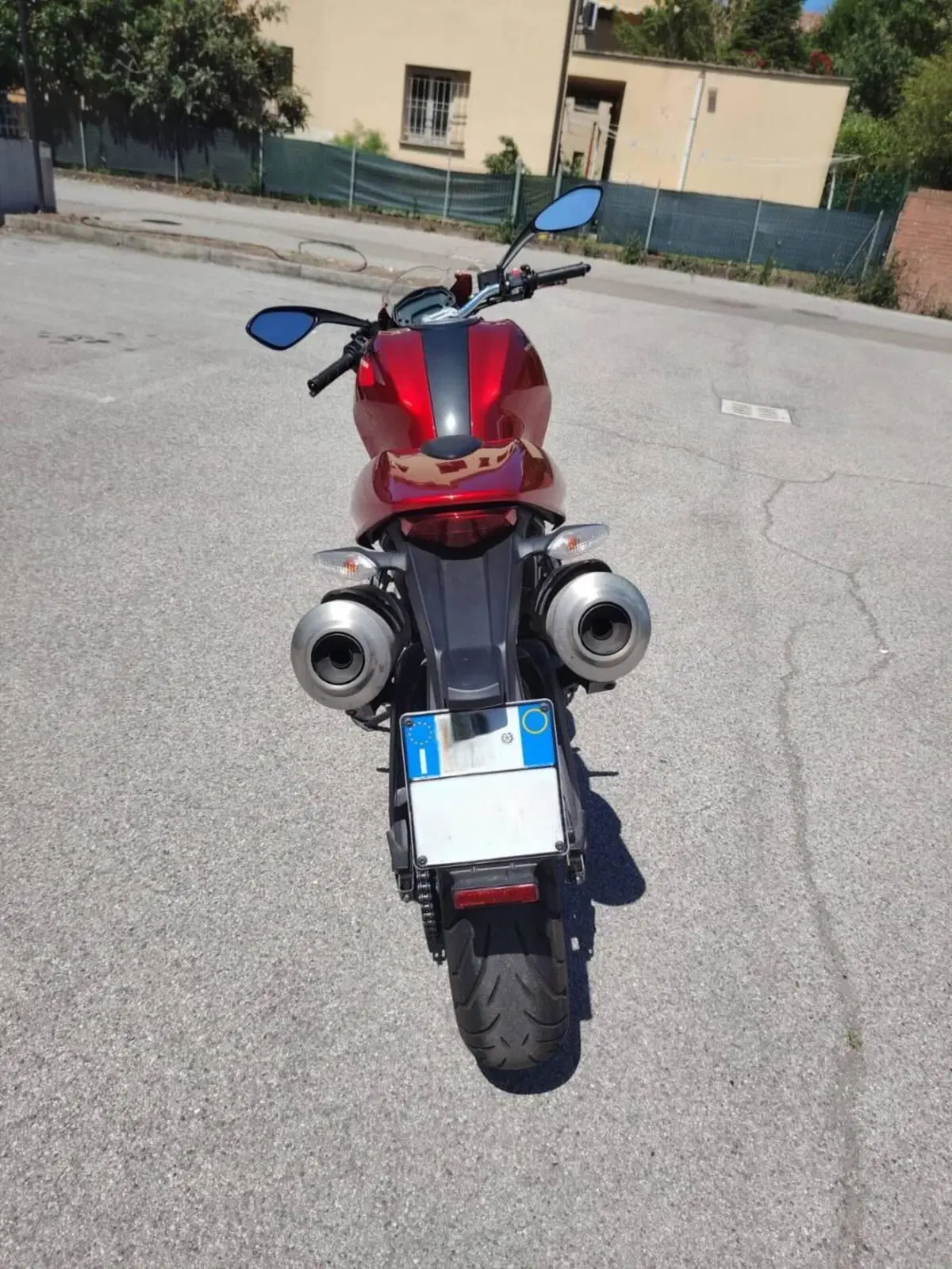 Ducati Monster 696 Plus (2007 - 14) (2)