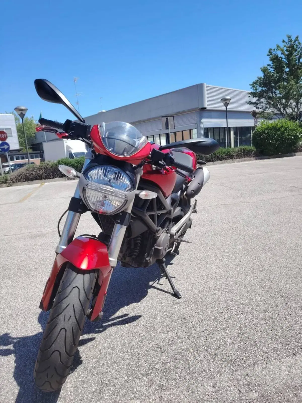 Ducati Monster 696 Plus (2007 - 14) (5)