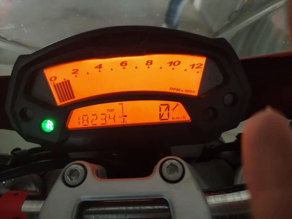 Ducati Monster 696 Plus (2007 - 14) (6)