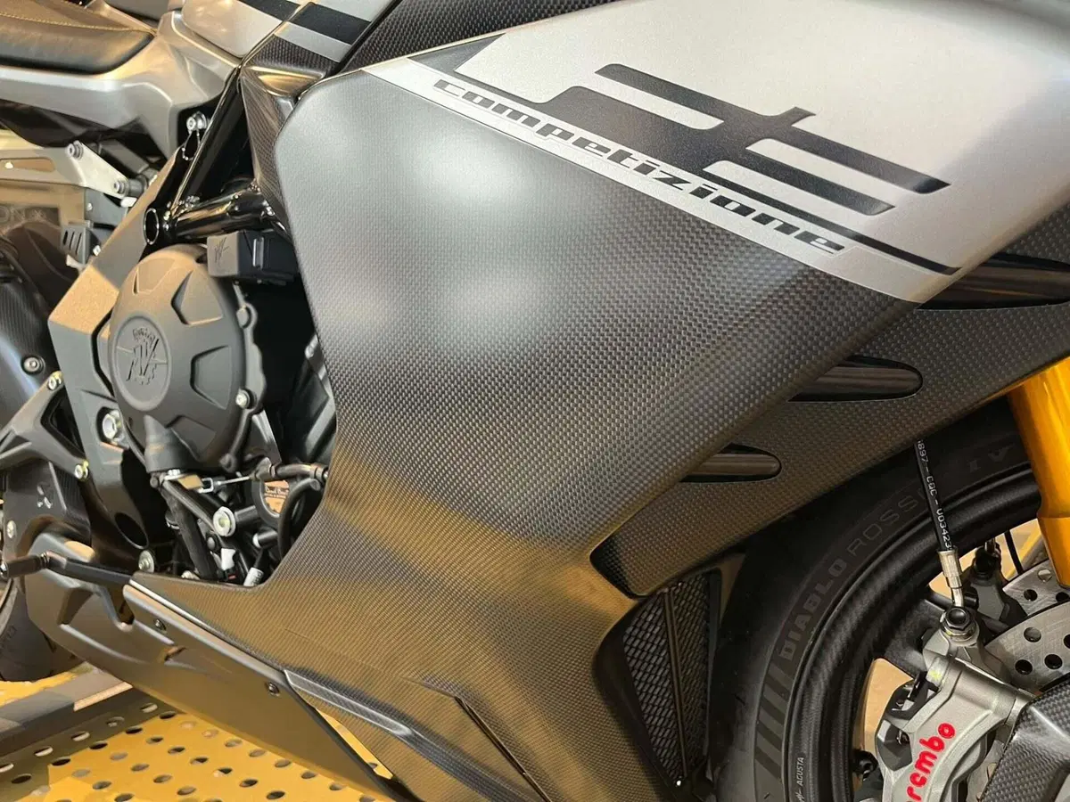 MV Agusta F3 800 Competizione (2025 - 26) (14)