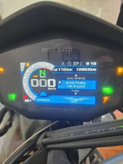 Moto Guzzi V85 TT (2021 - 23) usata