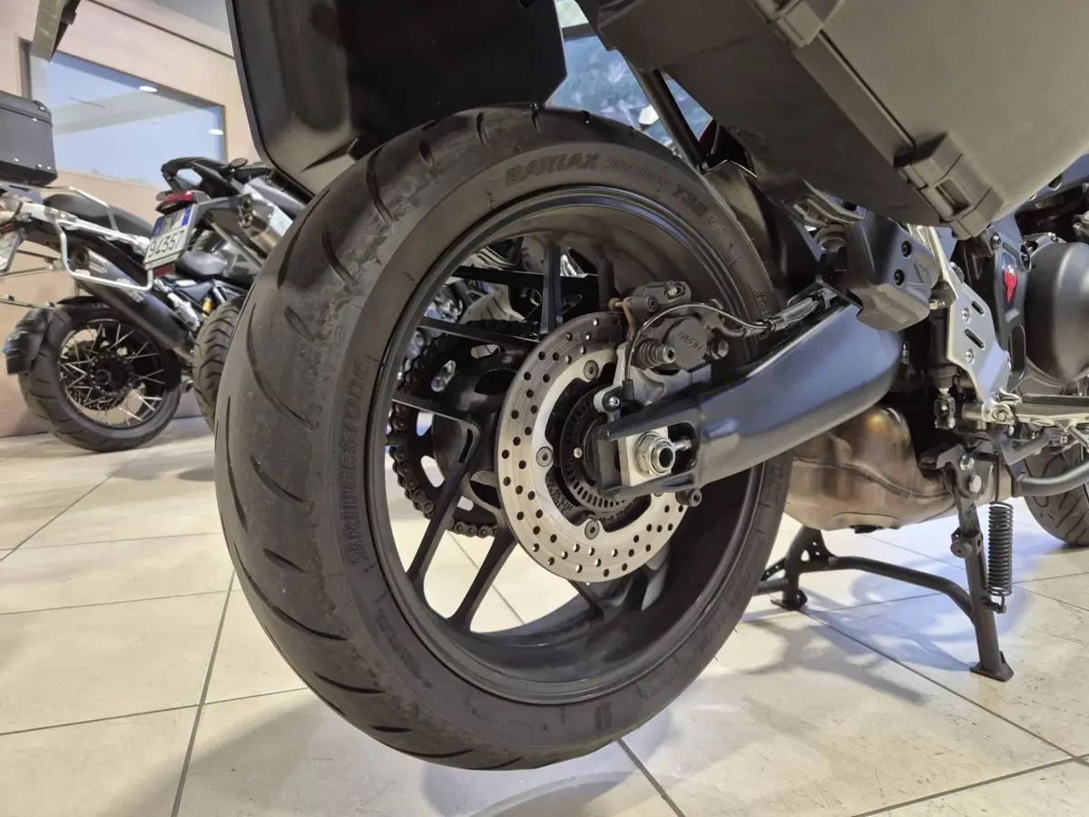 Yamaha Tracer 9 GT (2021 - 24) (11)