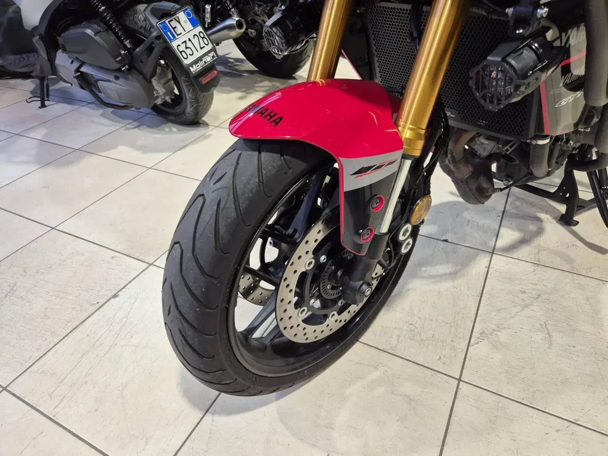 Yamaha Tracer 9 GT (2021 - 24) (12)