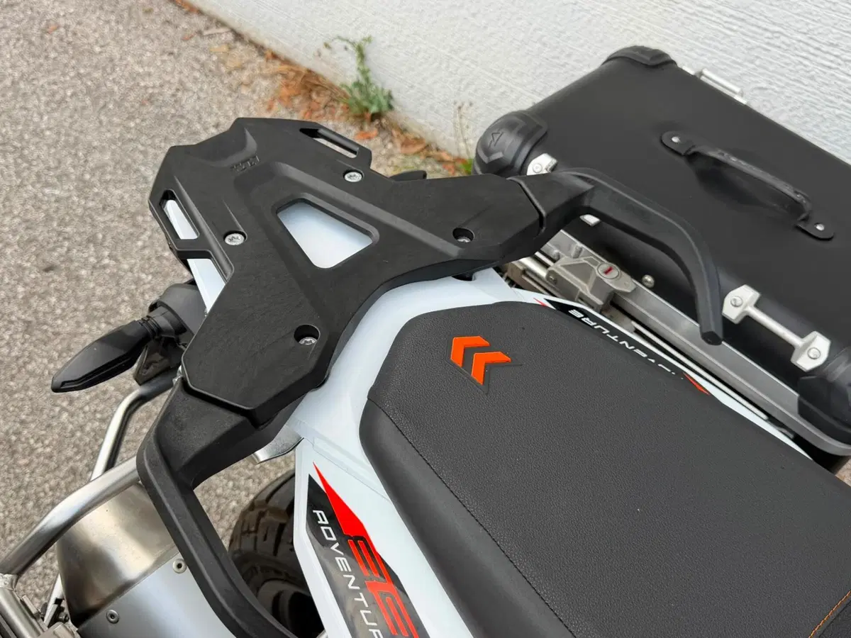 KTM 890 Adventure (2023 - 26) (10)