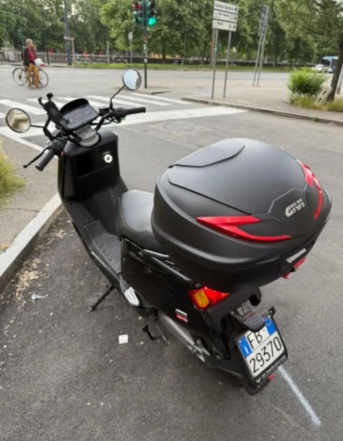 Niu NQi GTS SR (2020 - 26) (2)