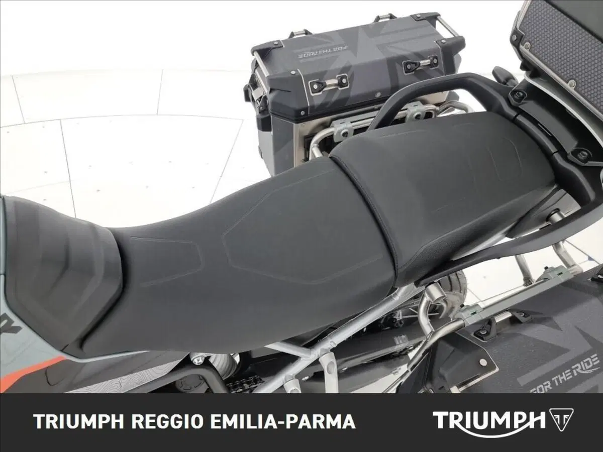 Triumph Tiger 900 Desert Special Edition (2026) (14)
