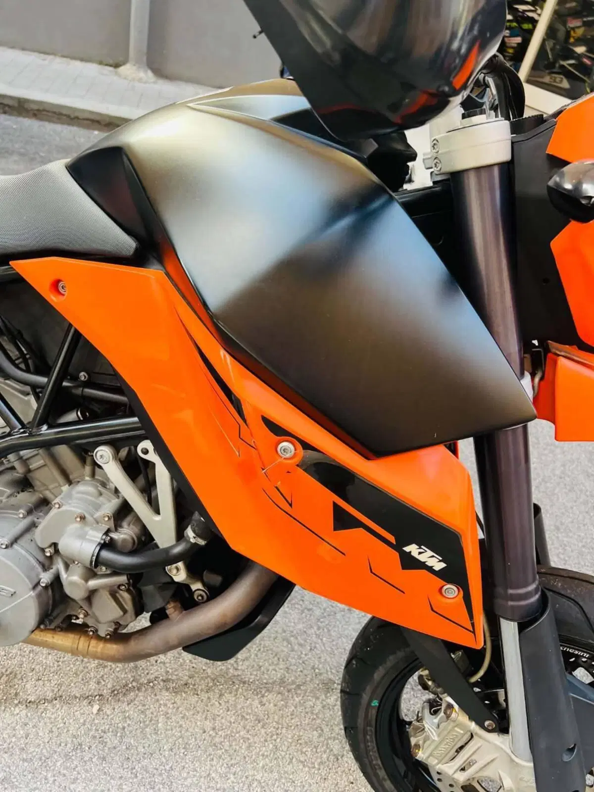 KTM 990 Supermoto T (2009 - 11) (2)