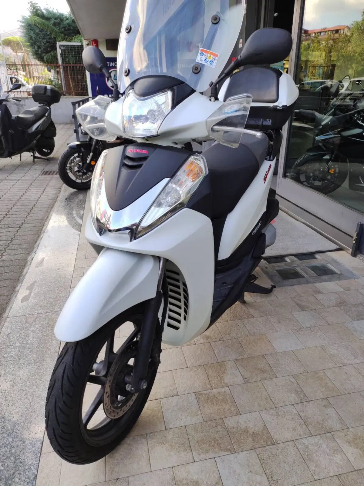 Honda SH 300 i Sporty/Special (2013 - 14) (6)